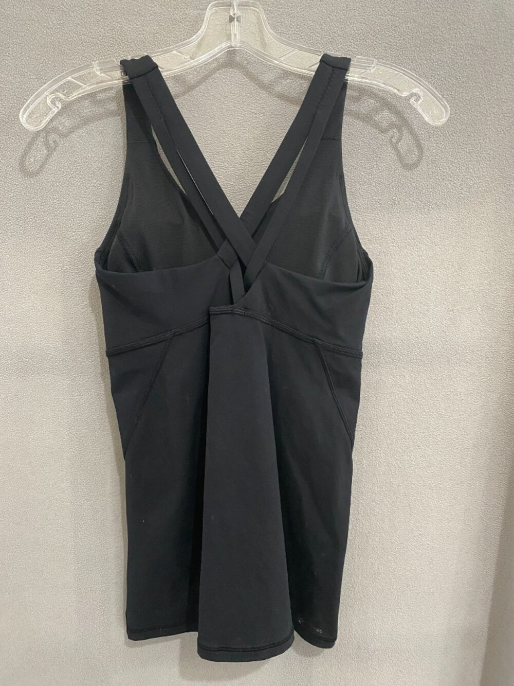 Lululemon Black Strappy Back Tank Top Womens Built In Bra Yoga Athletic Top - Picture 2 of 6